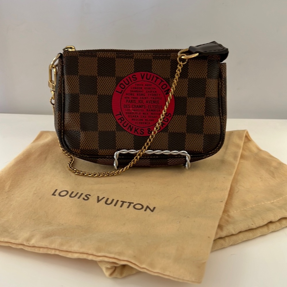 Auth! LOUIS VUITTON Trunk Damier Ebene Mini Pochette